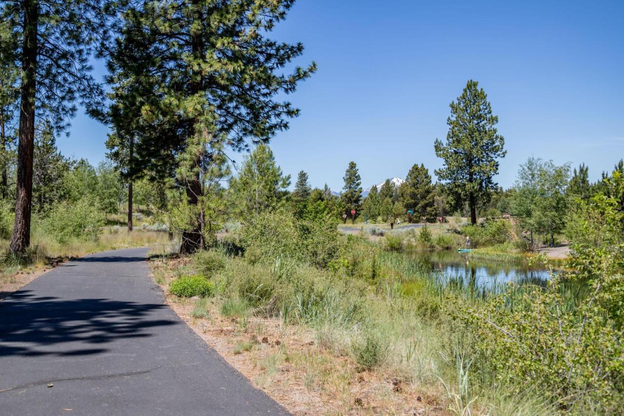 Deschutes Riverfront Home Sunriver Exteriör bild